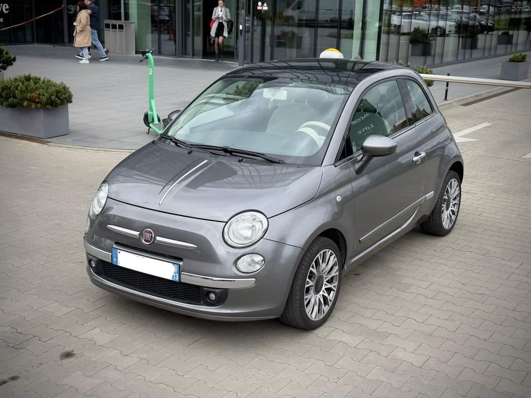 Wypożyczalnia samochodów osobowych wynajem fiat 500 Kraków Skawina