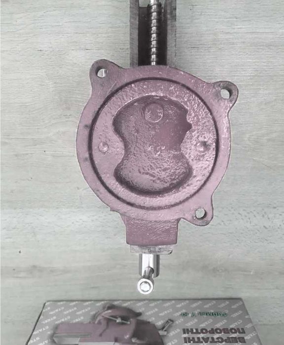 Лещата слюсарні 100 125 150 200мм поворотні тиски верстатні Нові