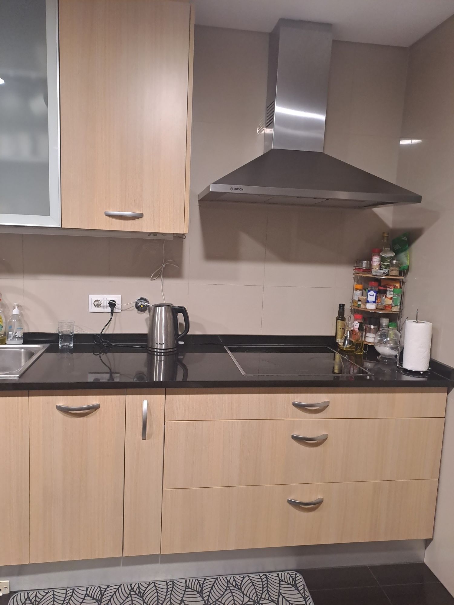 Cozinha de 5 metros por 60 de profundidade