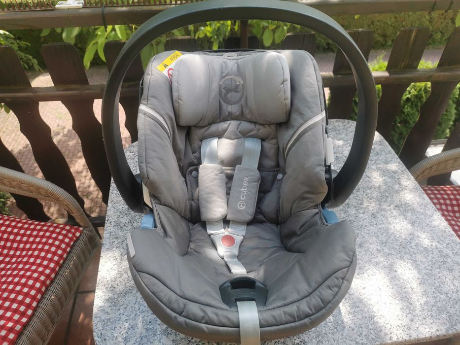 Fotelik Samochodowy Cybex Aton 5 (0-13 kg).