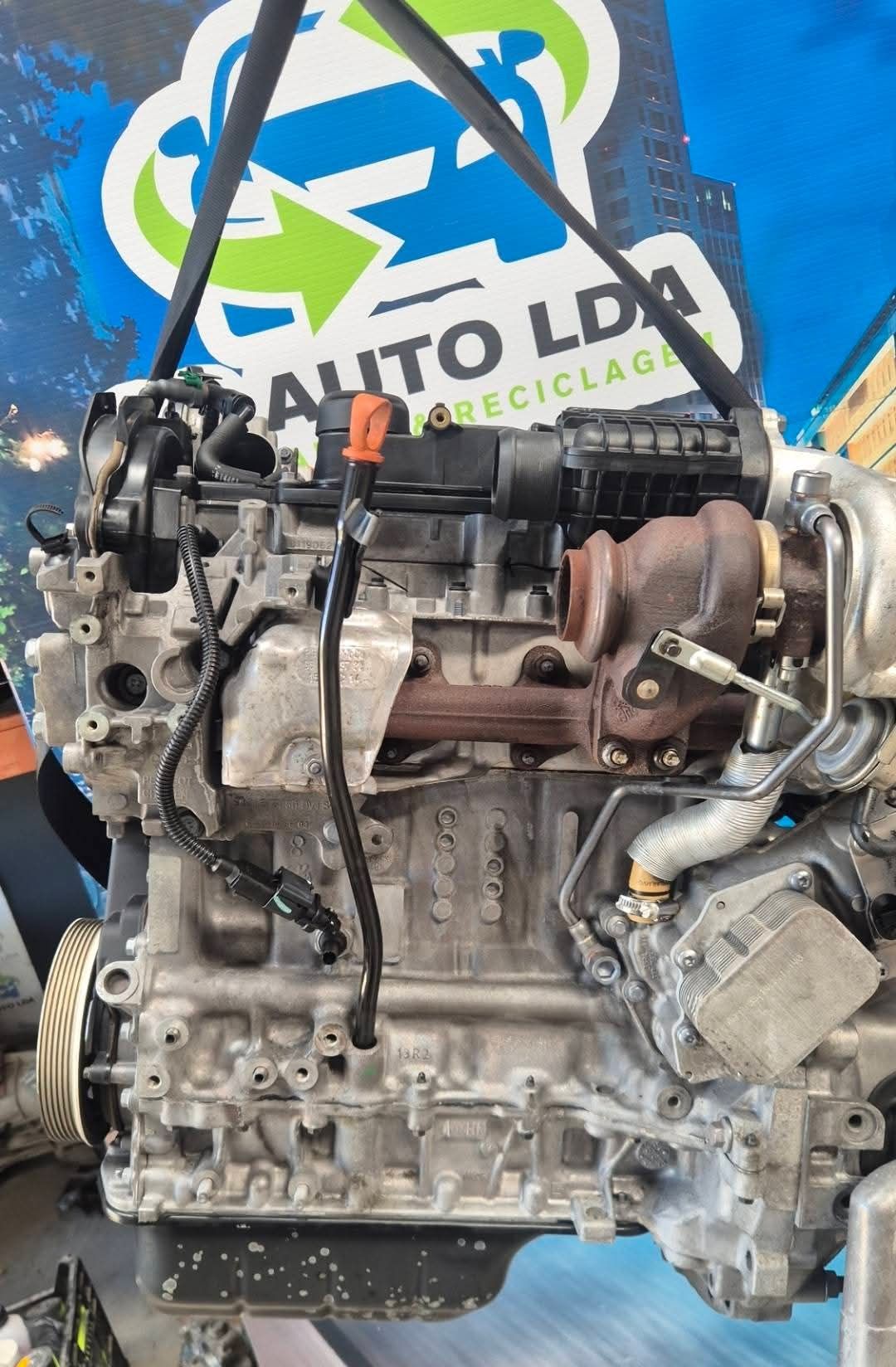 Motor Peugeot 208 1.4 HDI