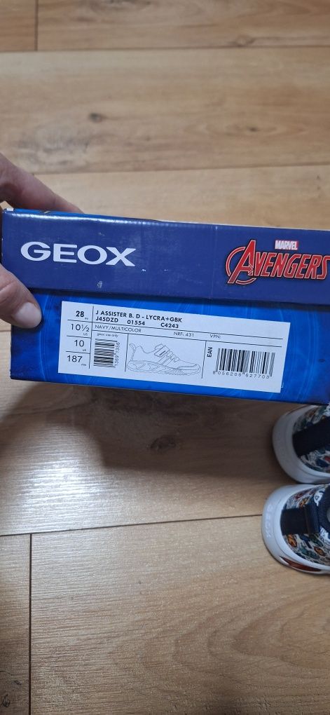 Świecące buty geox marvel 28