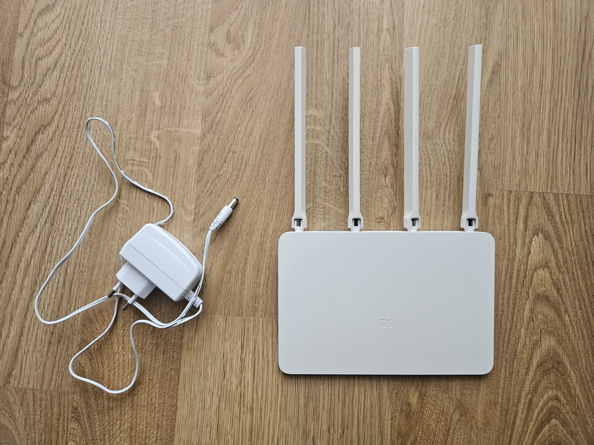 Роутер Xiaomi WiFi MiRouter 3 White International Version (DVB4150CN)