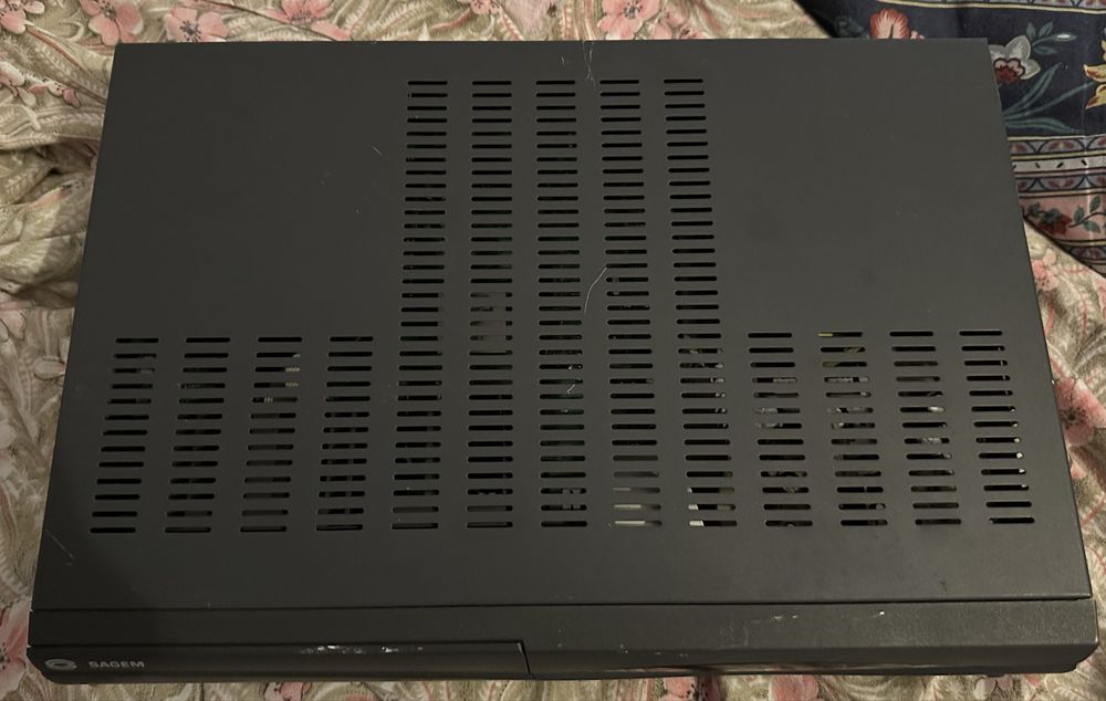 Sagem 4240 TvCabo Satelite