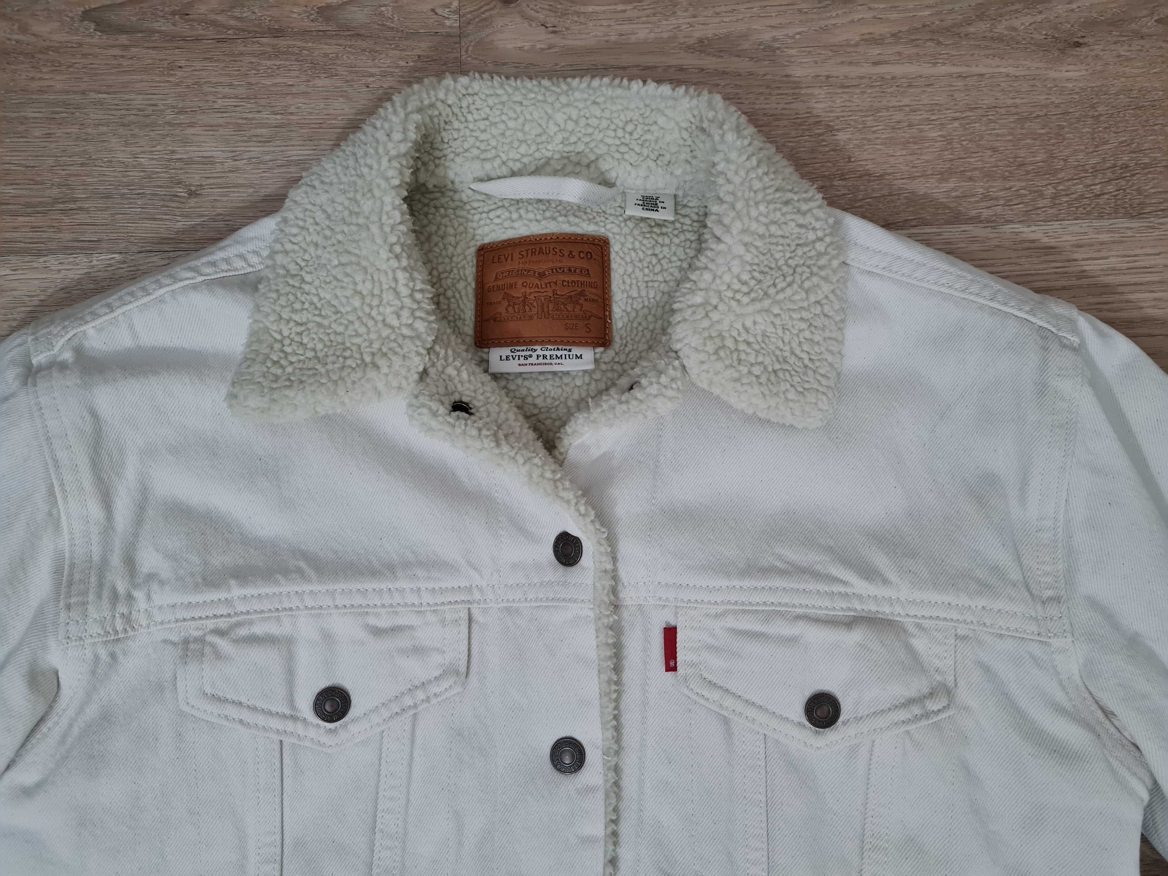 Джинсова шерпа куртка Levi's оригінал розмір S