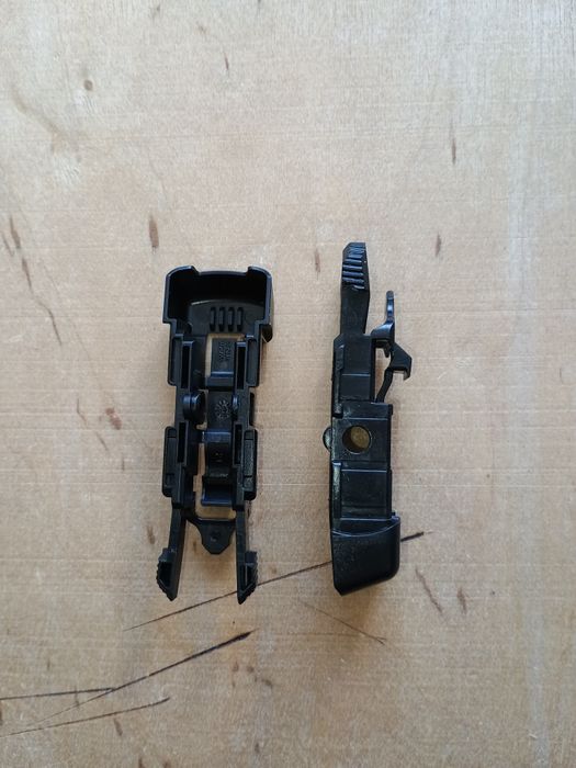 Автомобільний адаптер для склоочисників