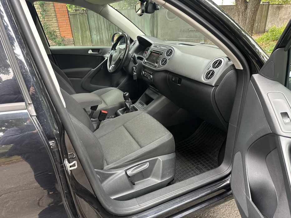Volkswagen Tiguan 2015 року, 2.0 TDI (140 к.с.), офіційний не фарбован
