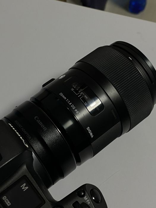 Об'єктив sigma 35 мм 1.4