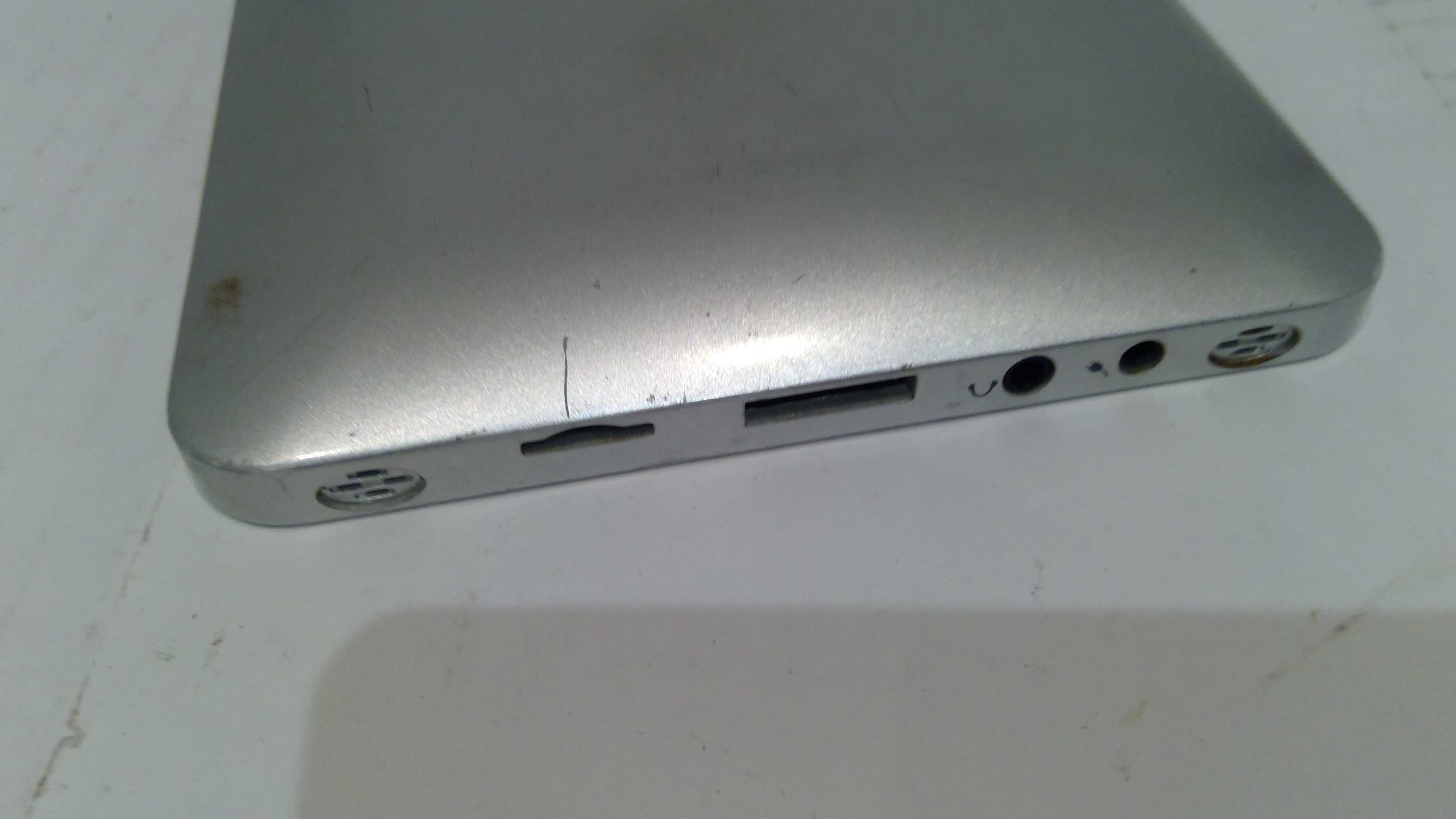 Tablet model nieznany nr1618