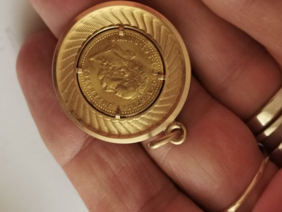Złota moneta przywieszka excluzywna Unisex Próba złota 750/950