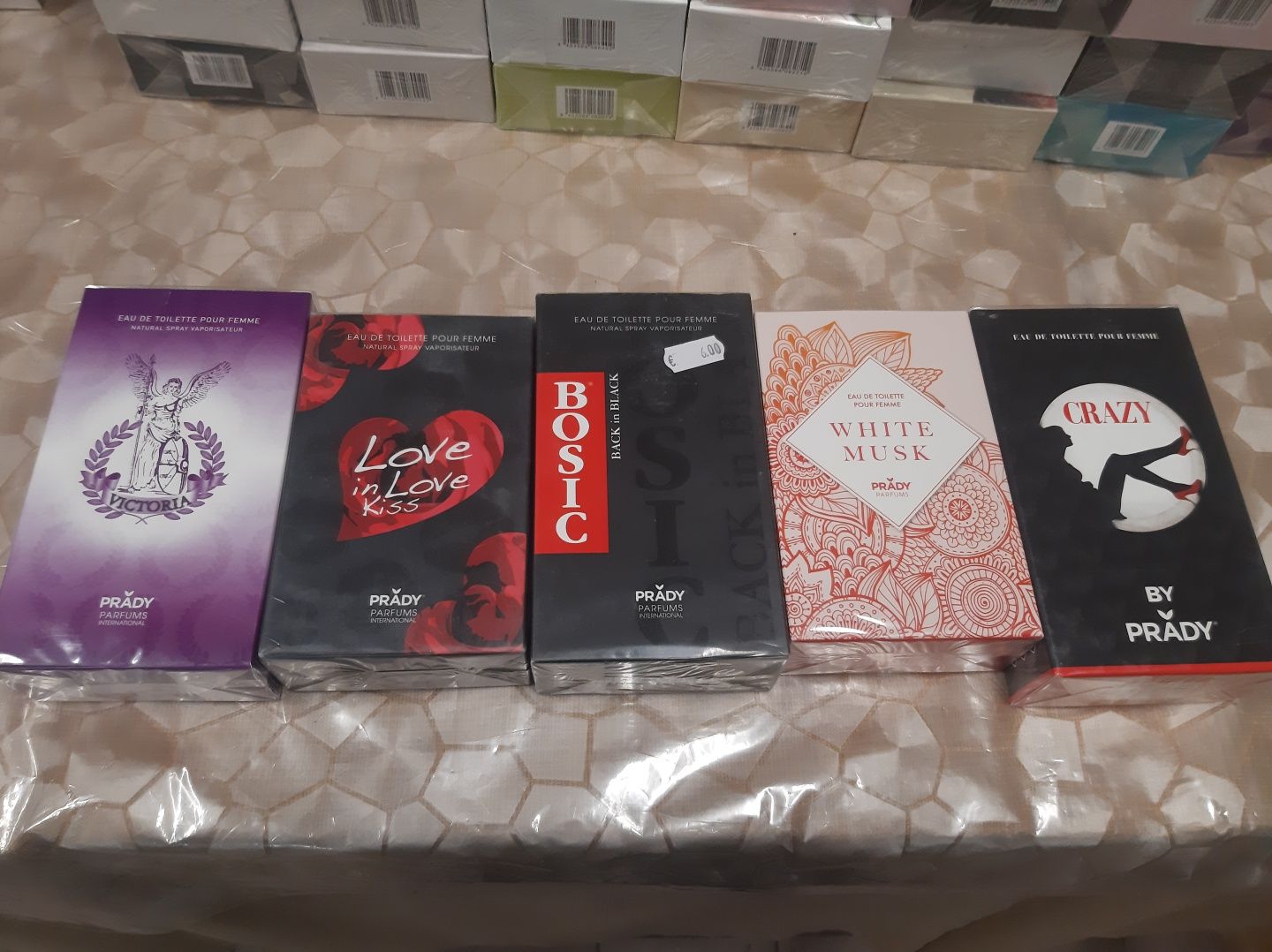 Perfumes prady para desocupar só vendo o lote