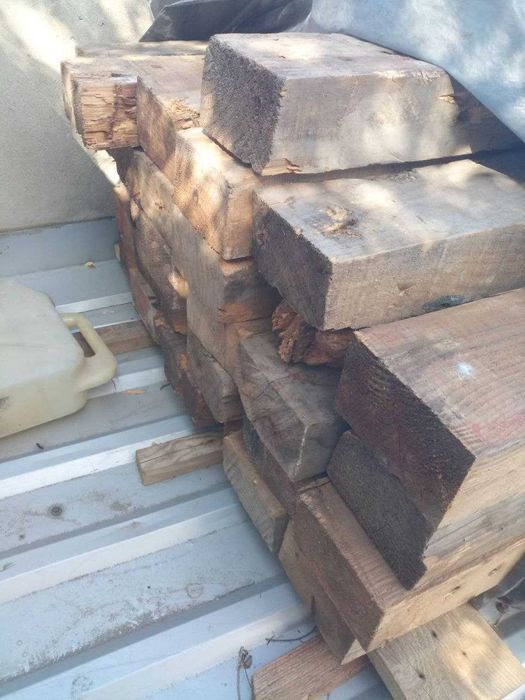 Сухой брус дерево