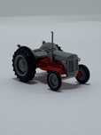 Tractor Ferguson TE da Wiking escala 1/87