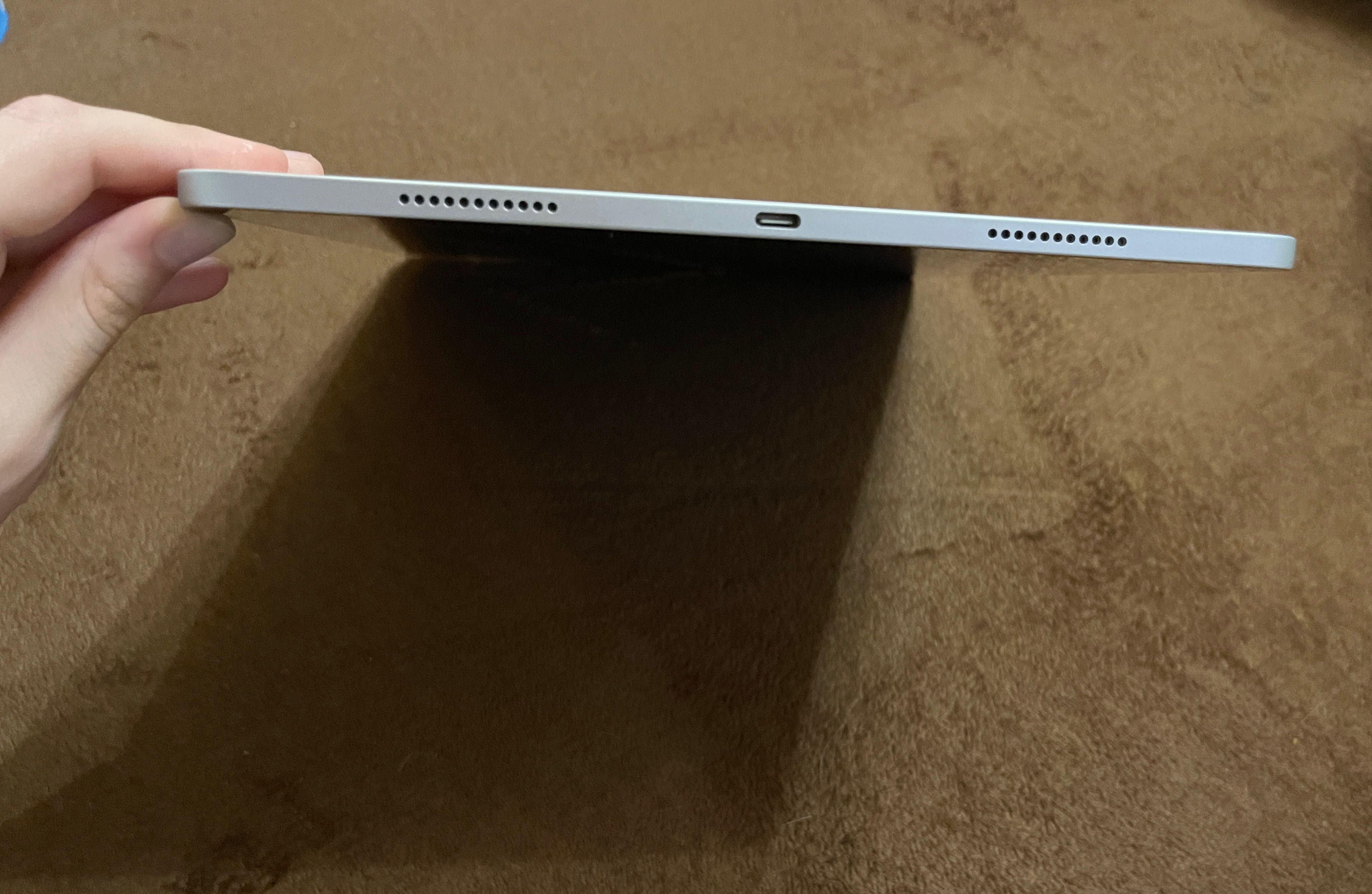 iPad Pro 12.9-inch (5th Generation) Wi-Fi 256GB