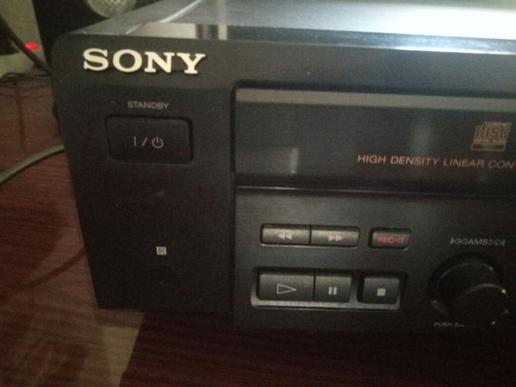 Минидиск-дэка"SONY MXD-D3"(JAPAN)md+cd minidisc-deck+фирм.ориг. пульт!