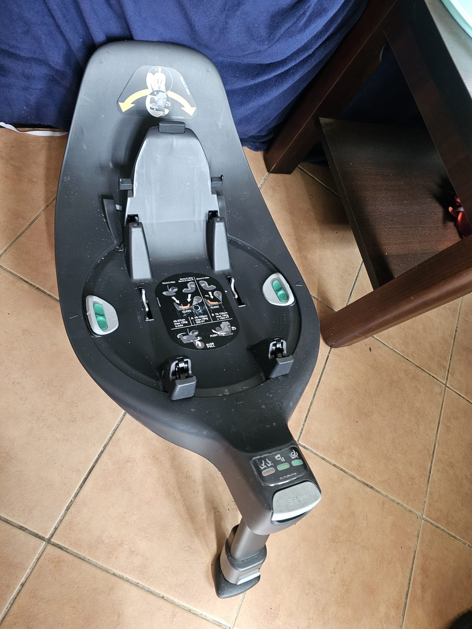 Fotelik cybex cloud Z i-size plus baza obrotowa kolor czarny