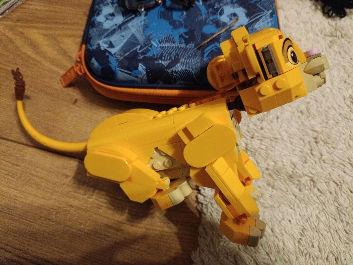 LEGO Simba król lew