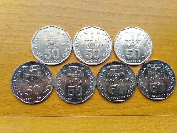 Lote de moedas de 50 escudos