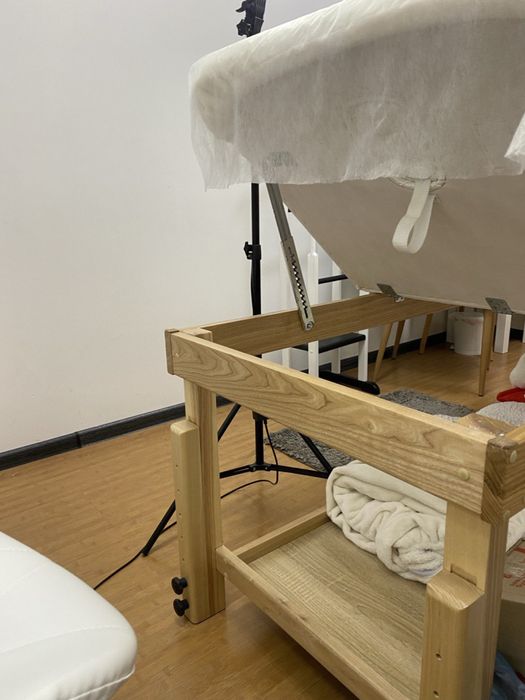 Продаю масажний стіл