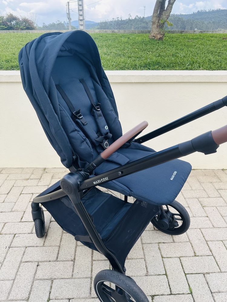Maxi-Cosi Carrinho de passeio Street - Essential Graphite