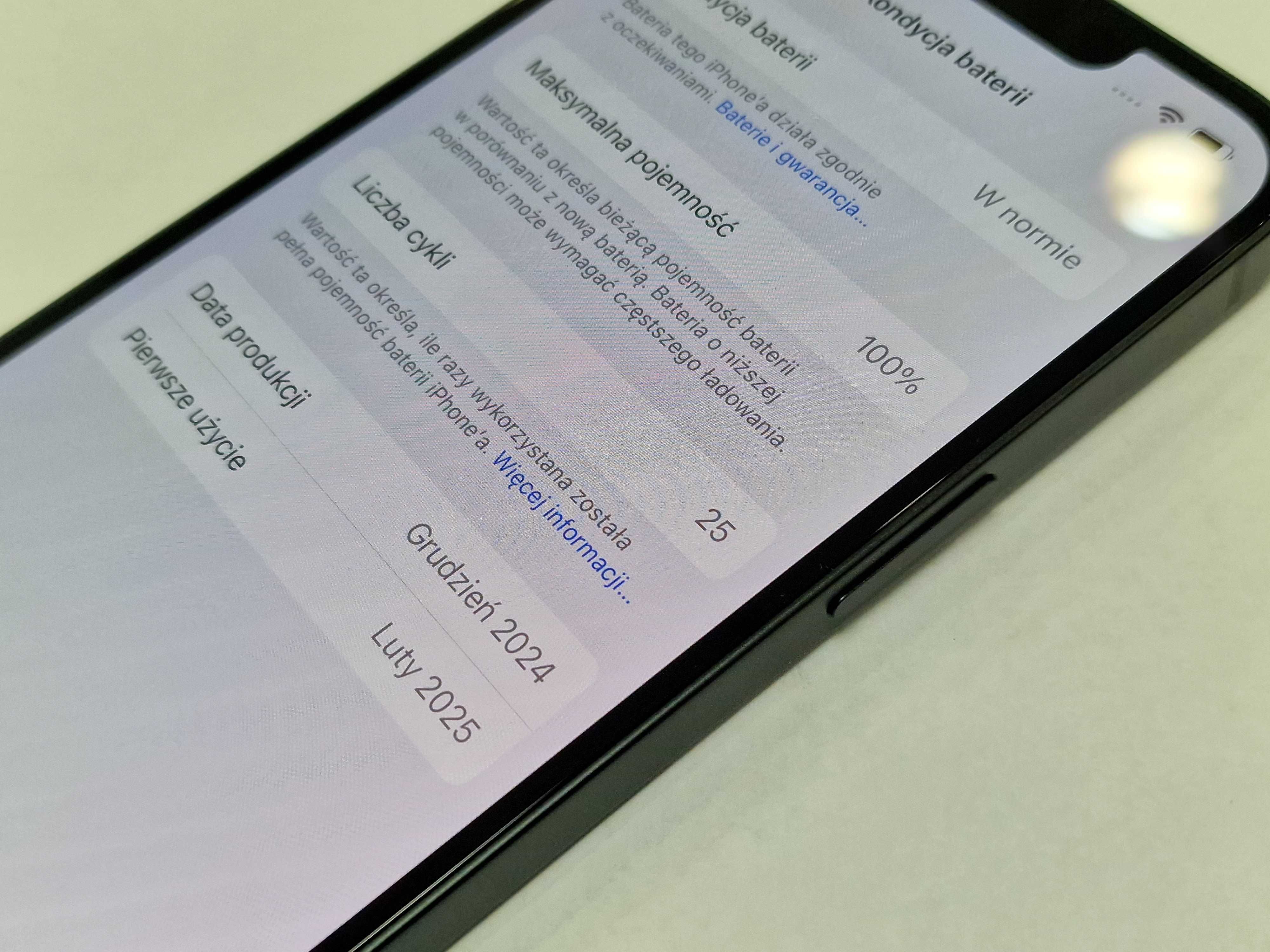 Iphone 16e 128GB/ Black/ A3409/ 100%/ Grade A+/ z Apple Store + ładow
