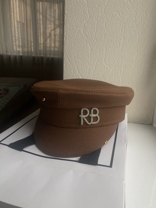 ОРИГІНАЛ Коричнева кепі ruslan baginskiy L, 58. pierced baker boy cap