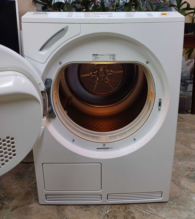 Сушильний автомат сушарка для одягу Міле Miele T 9466 C 8 кг Germany