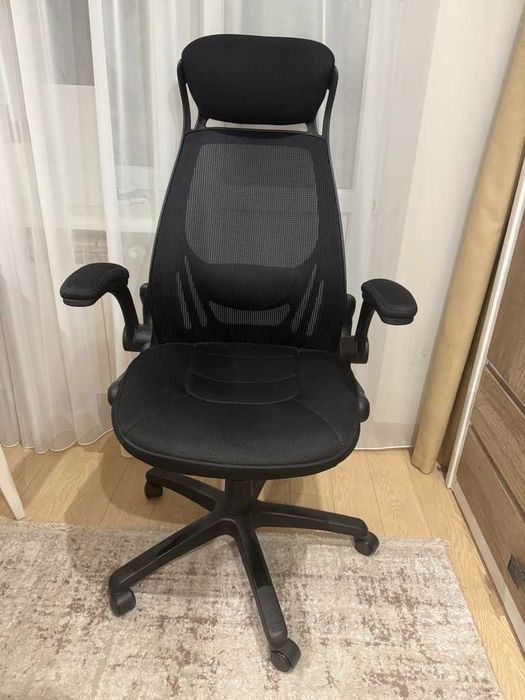 Крісло офісне Tehforward Ксенон чорний