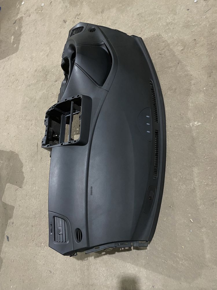 Панель торпеда на Nissan Leaf Ниссан Лиф