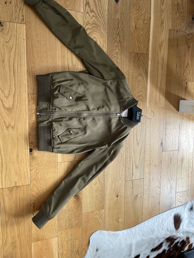 Bomberka khaki Bershka S