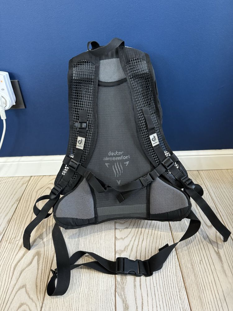 Рюкзак Deuter Race Exp Air велорюкзак