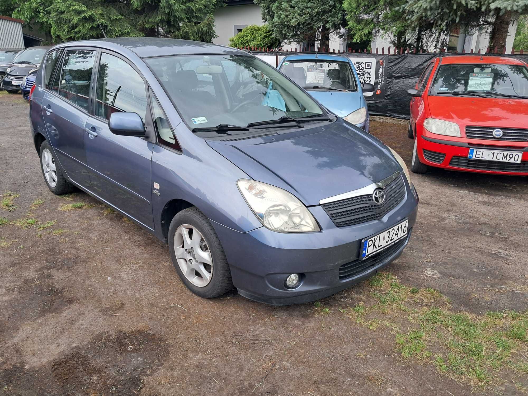 Toyota Corolla Verso 2.0 D4D 2003r