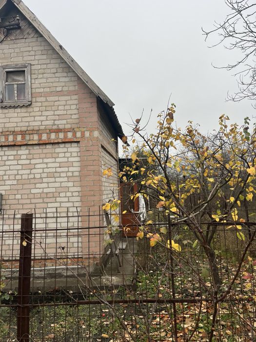 Продам  дачу  військове містечко довгинцівський р- н