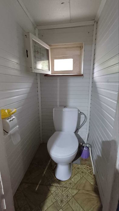 Продам будинок в смт Доброслав с Гаражем і санвузлом.