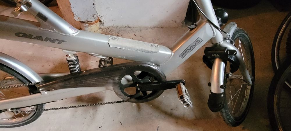 Rower "pół poziomy" Giant revive dx