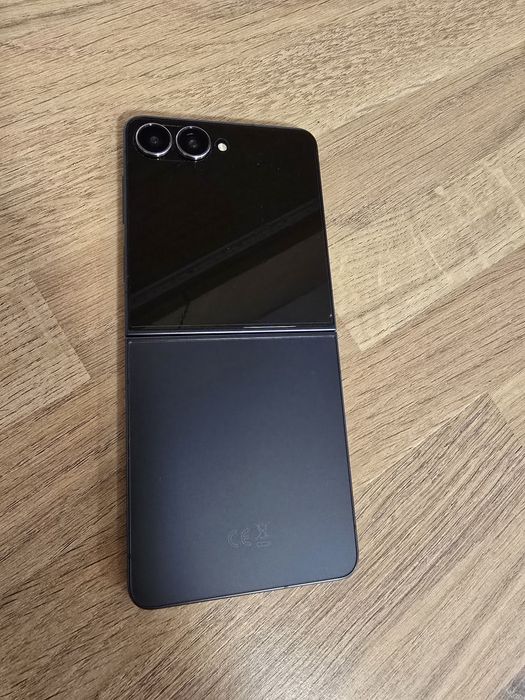 Samsung Galaxy Z Flip 7 512