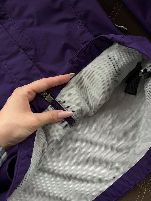 Фіолетова вітровка-дощовик the north face на мембрані hyvent