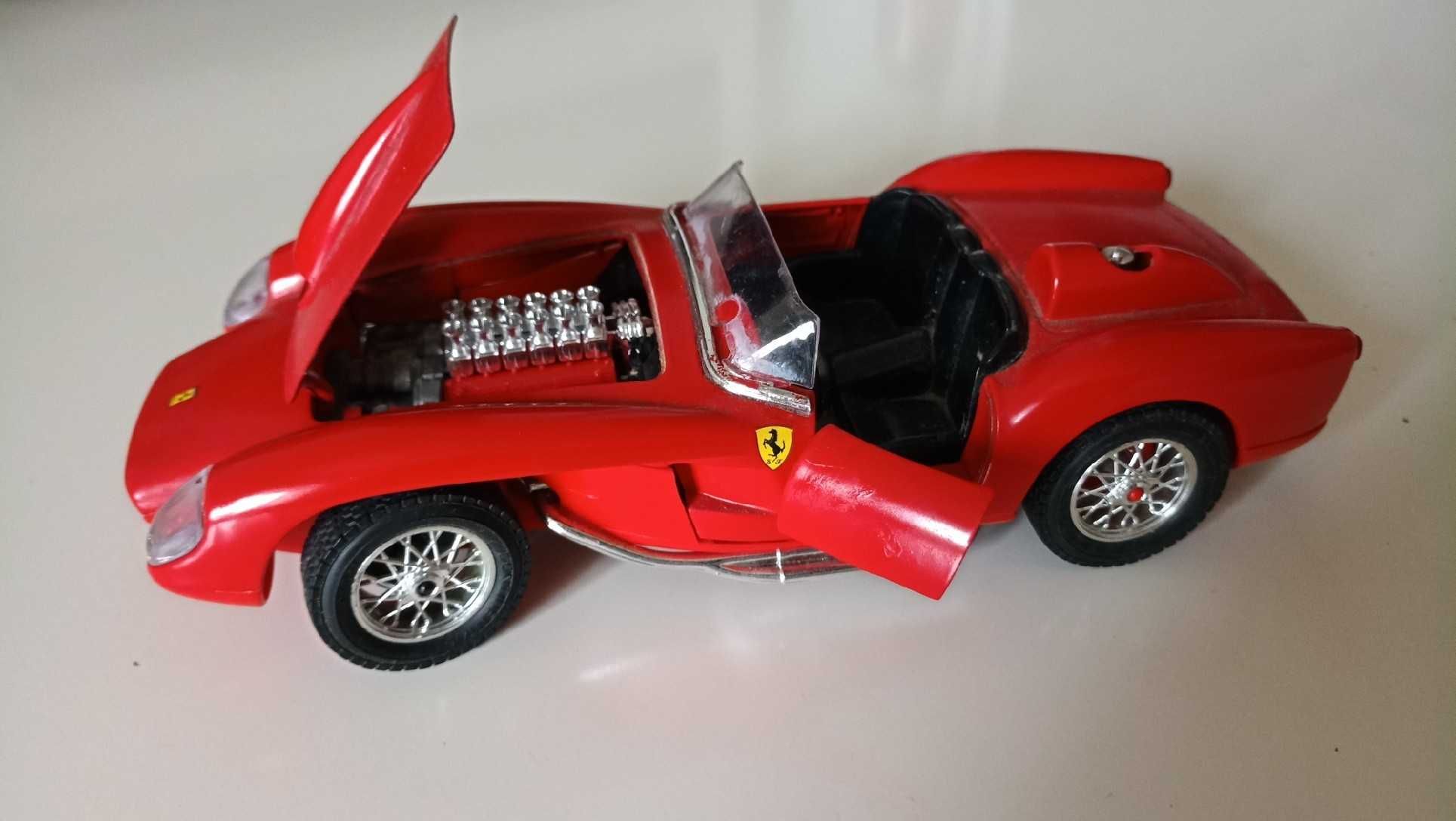 Coleção carros 1/24