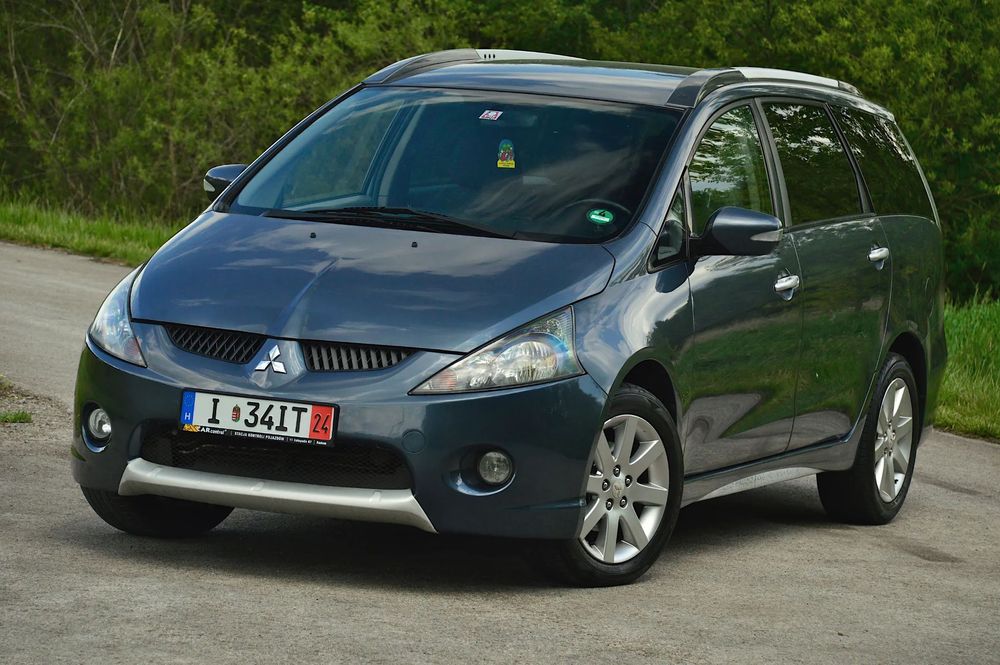 Mitsubishi Grandis 2.4i 165KM Automat Klima Parktornic 7 osobowy