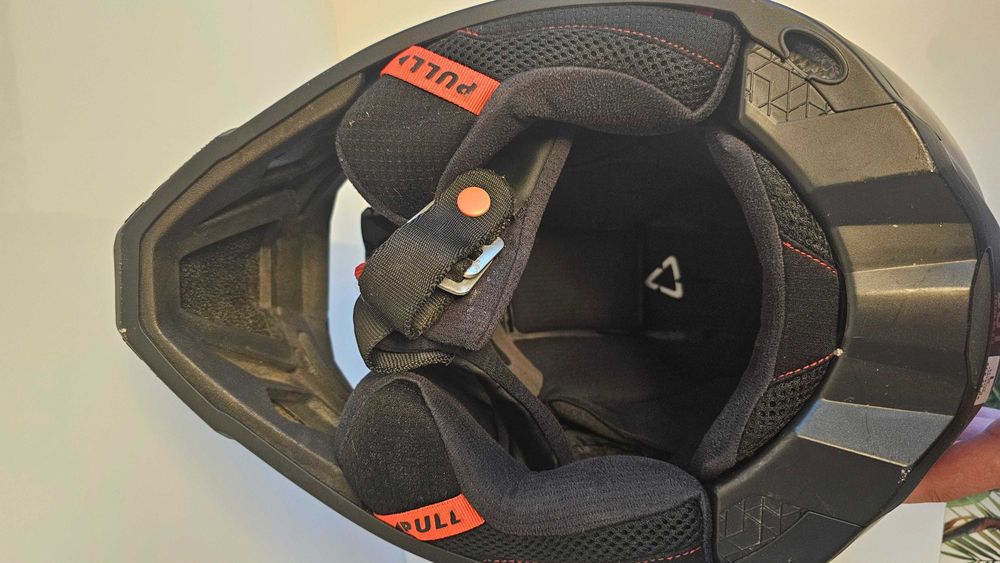 Kask Enduro Cross Leatt 9.5 Carbon roz L + 2 pary googli nowe szybki)