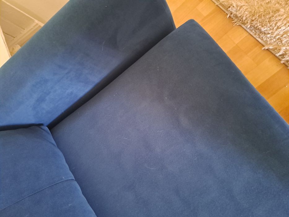 Sofa welurowa dwu osobowa