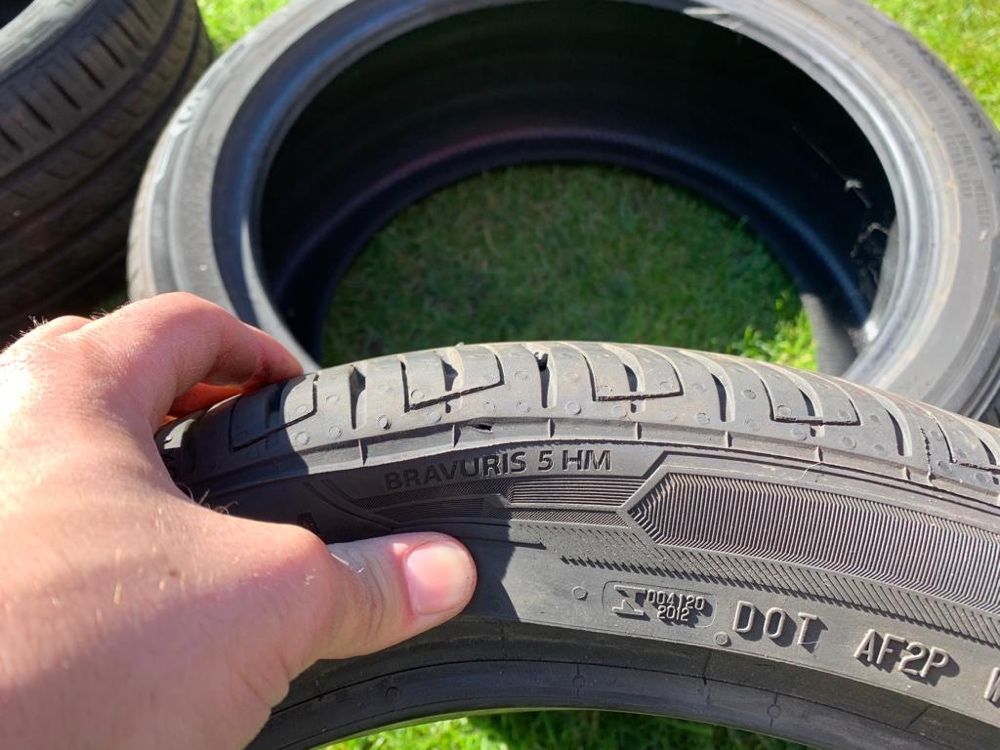 Opony 245/40r18 letnie udzkodzone