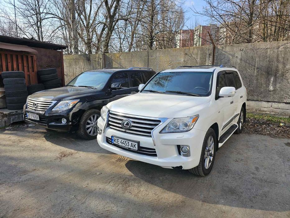 Оренда авто  Лексус