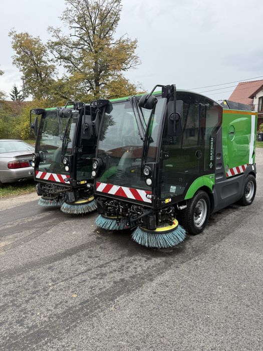 Zamiatarka drogowa chodnikowa  Azura flex mc 210