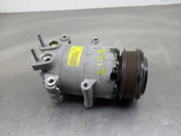 Compressor AC FORD Fiesta VI (CB1, CCN)