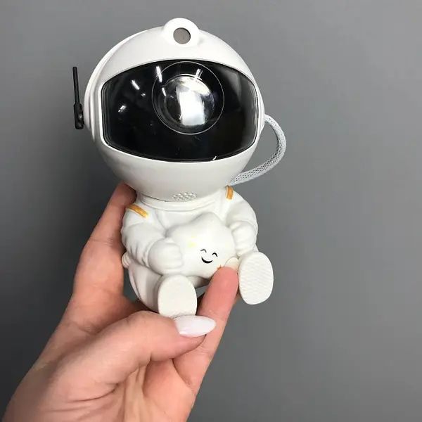Лазерний нічник - проектор лазерного неба Астронавт-Космонавт