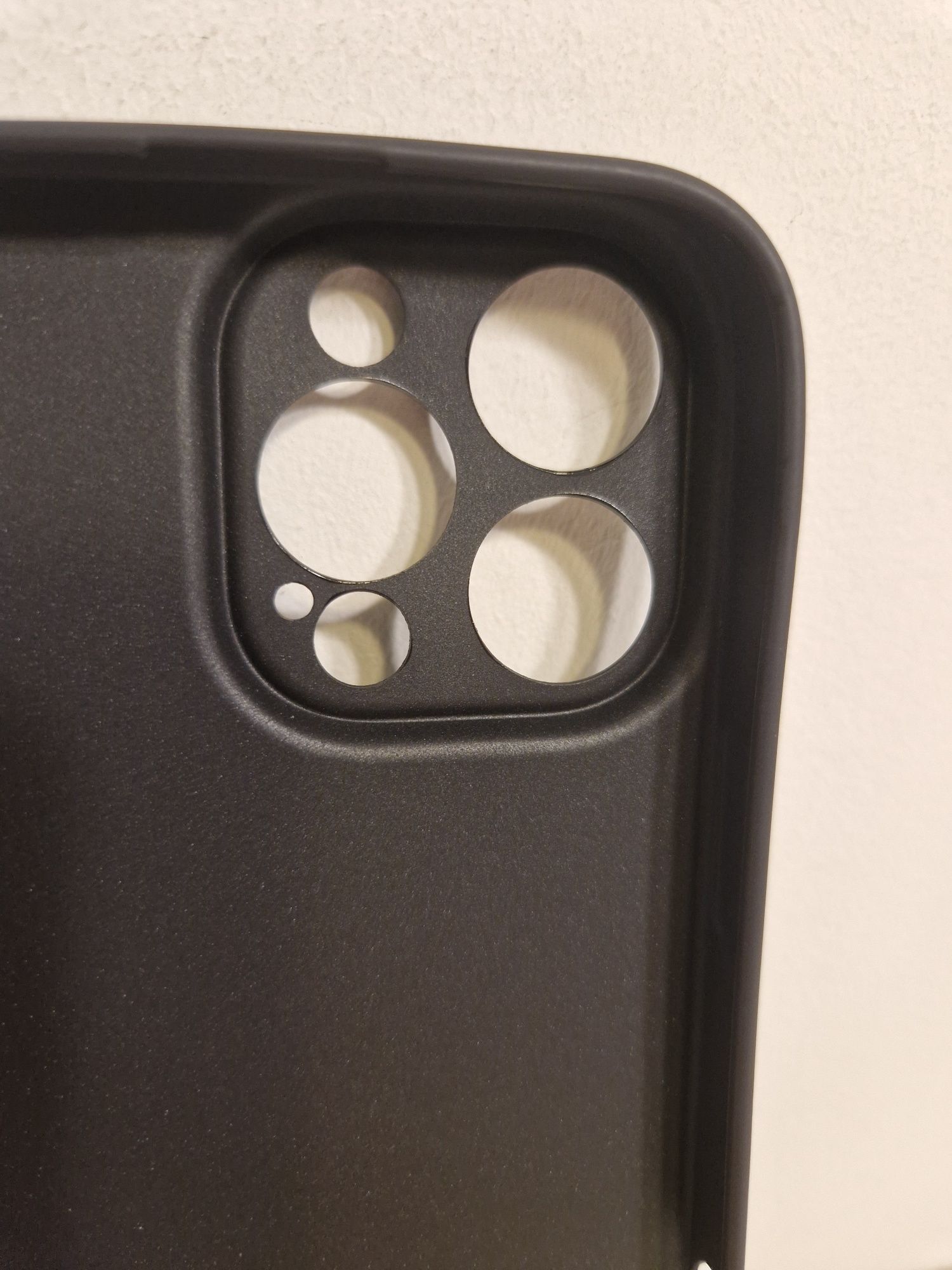 Back Case MATT do IPHONE 16 PRO MAX Czarny