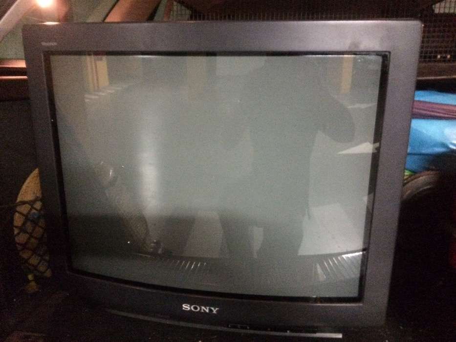 Tesevisor sony 66cm