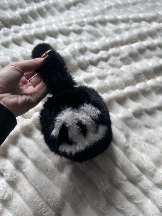 Nauszniki zimowe czarne Chanel