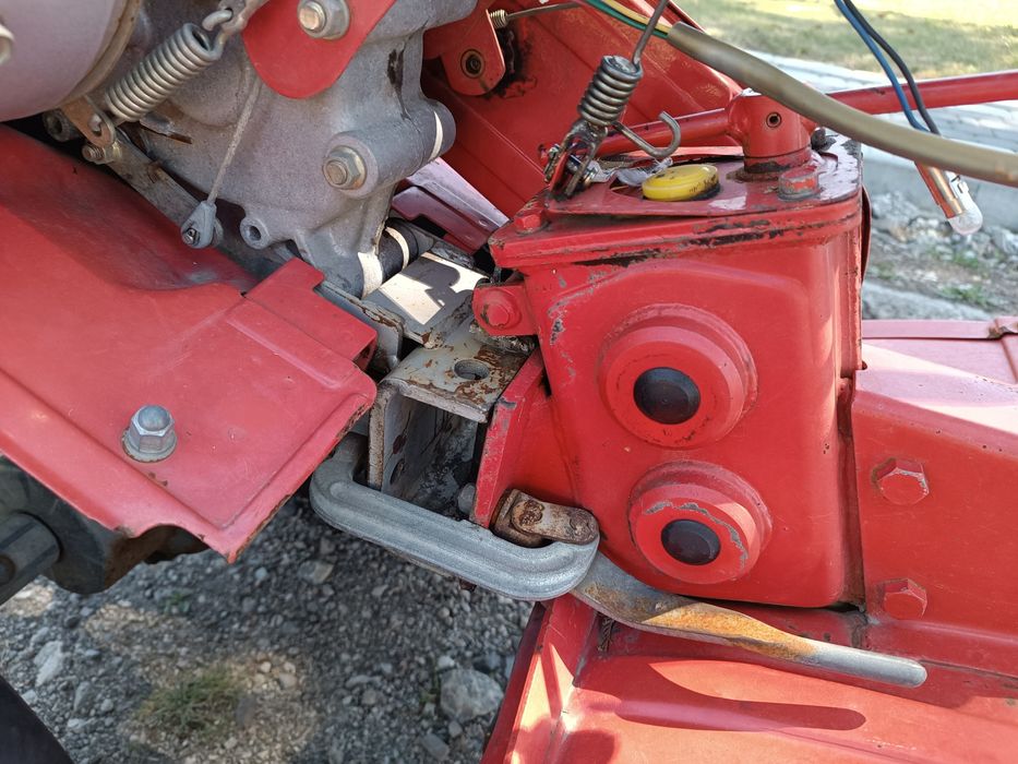 Японський мотоблок Yanmar.